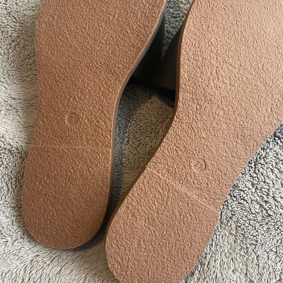 Madewell boardwalk slides black NWOT 7.5 - Picture 4 of 4